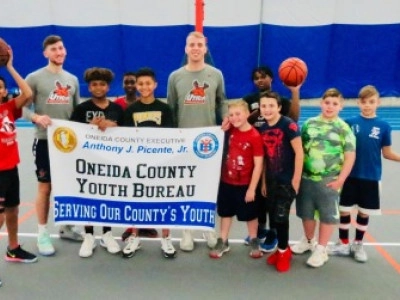 UCBasketballLittleKidsBall